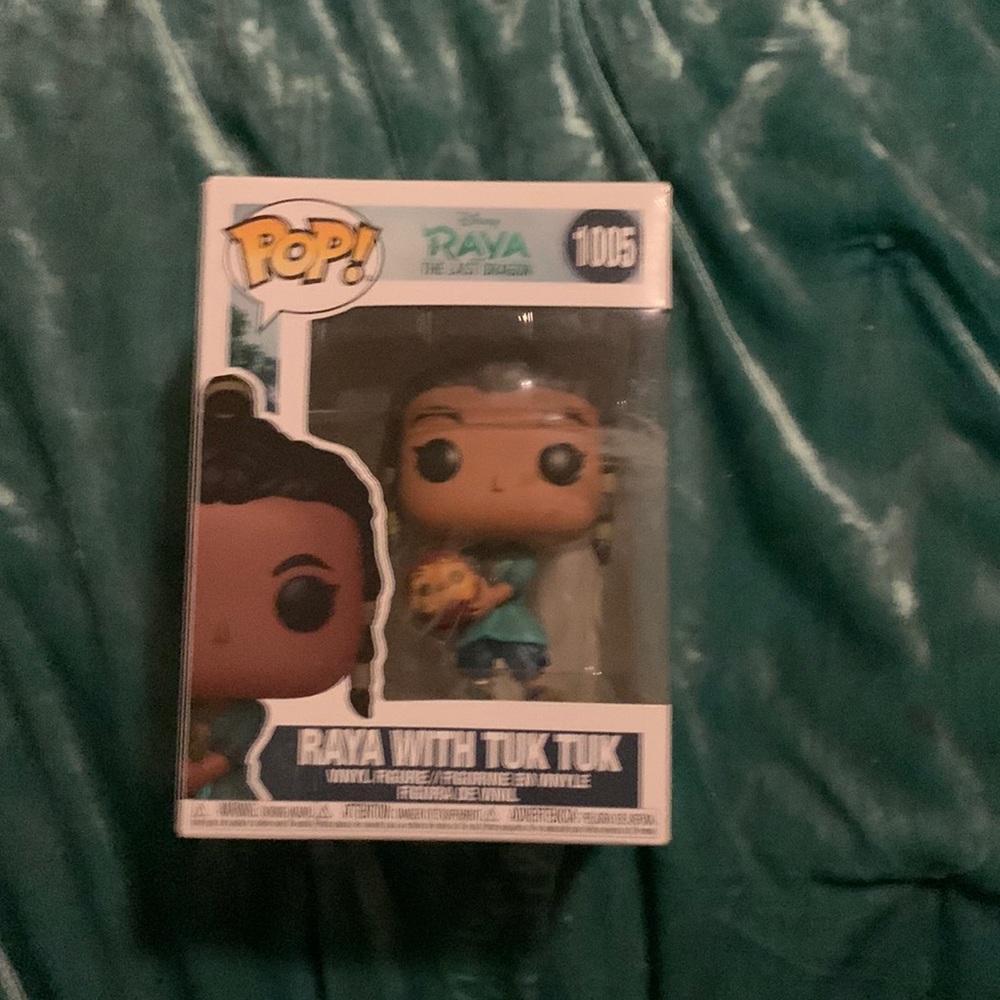 Raya and Tuk-Tuk funko pop